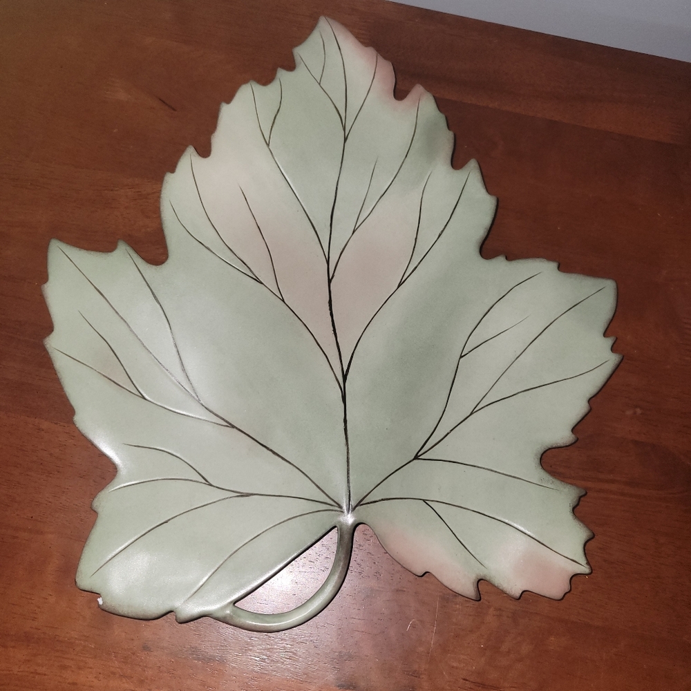 NEW Lenox Illuminations Maple Leaf Server Large